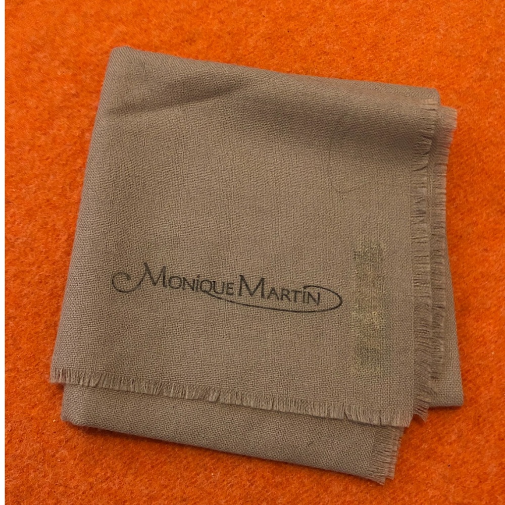 Vintage brown Monique Martin 100% wool scarf NWOT
